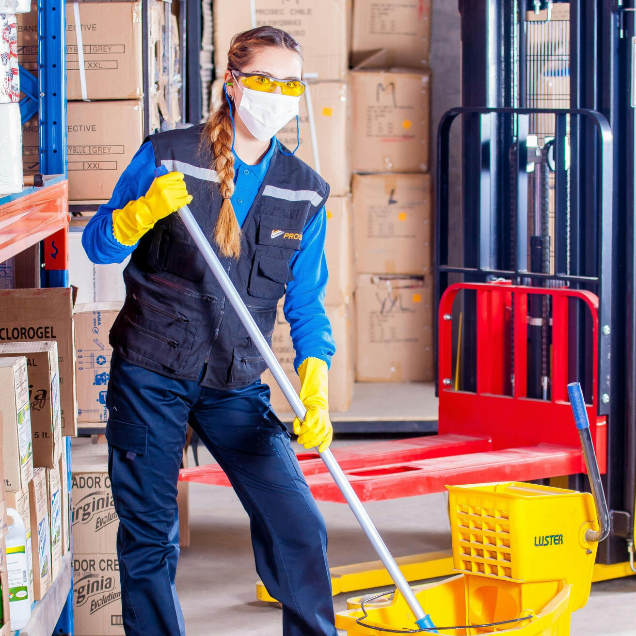 calgary-facility-cleaning-noved.jpg Facility cleaning services in Calgary – warehouses and large commercial buildings